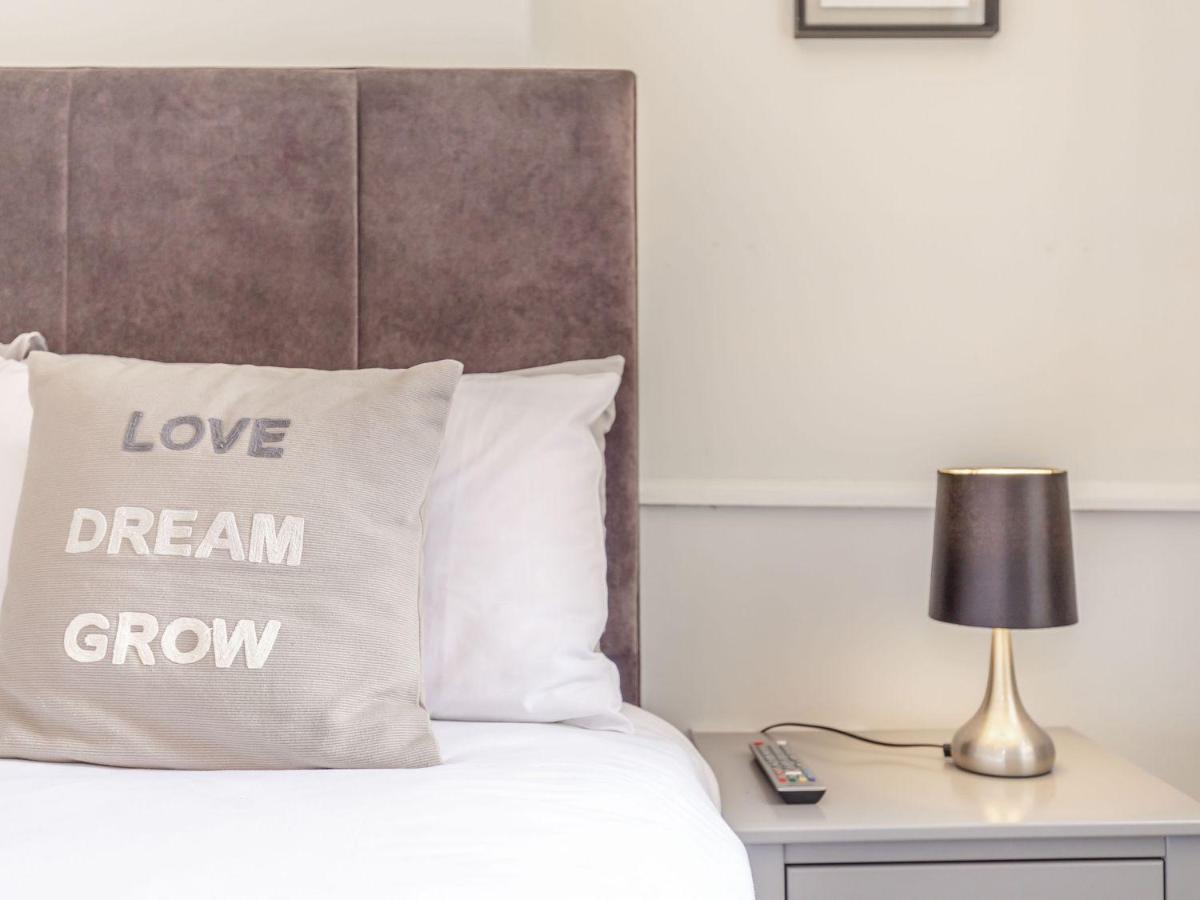 Sail Lodge Scarborough Ngoại thất bức ảnh